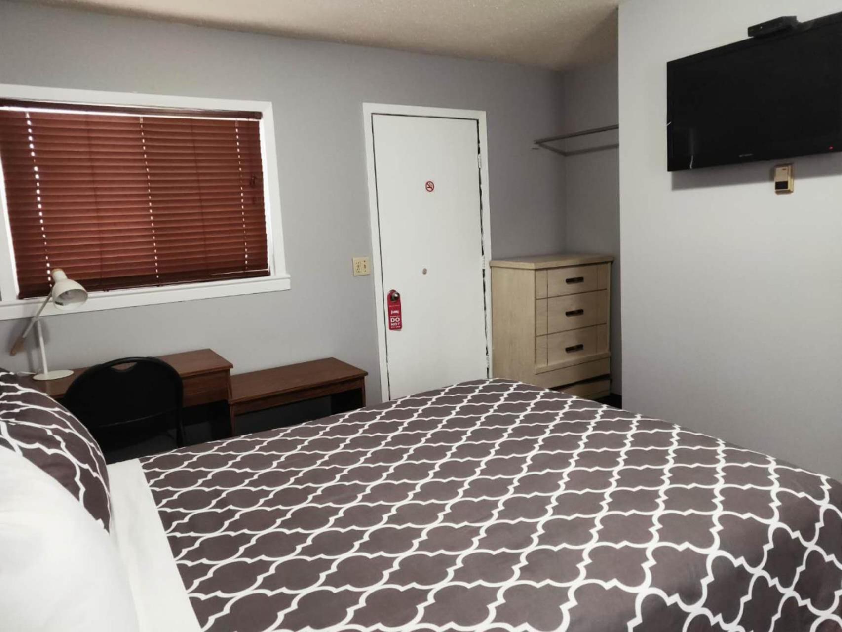 Melsask Motel 2*