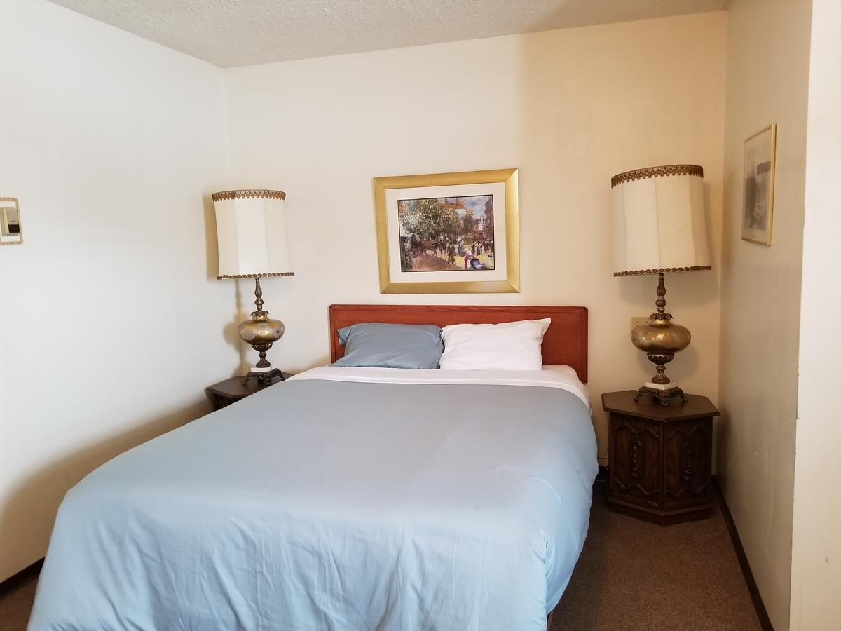 Motel Melsask 2*
