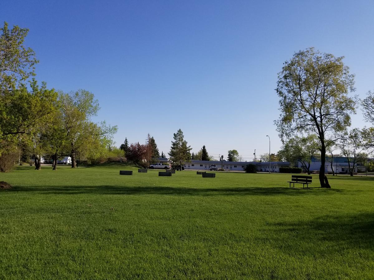Melsask Motel 2*